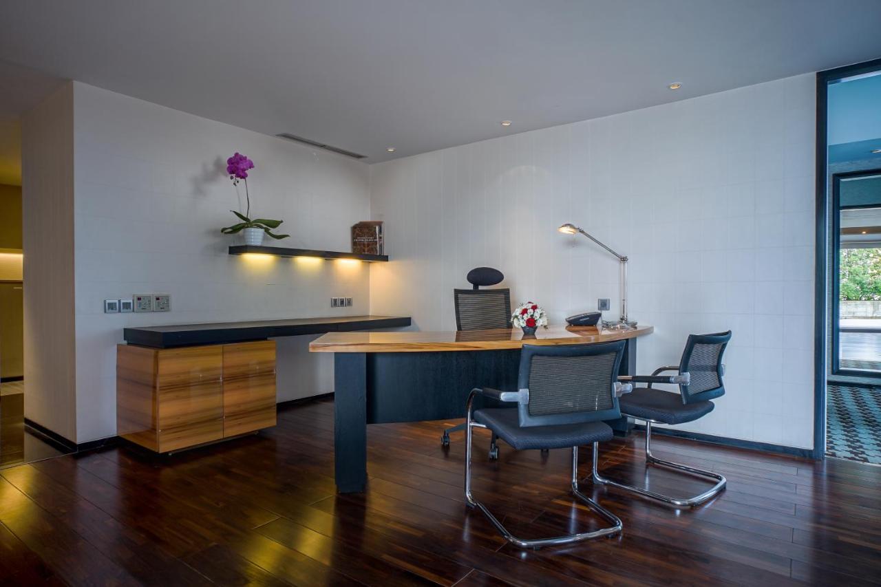 Artotel Ts Suites Surabaya Luaran gambar