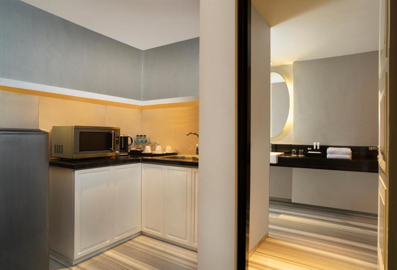 Artotel Ts Suites Surabaya Luaran gambar